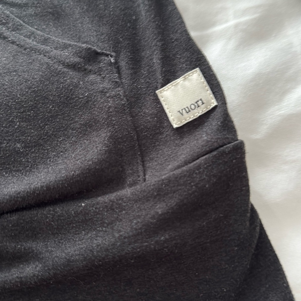 Black Vuori zip up Halo Performance
